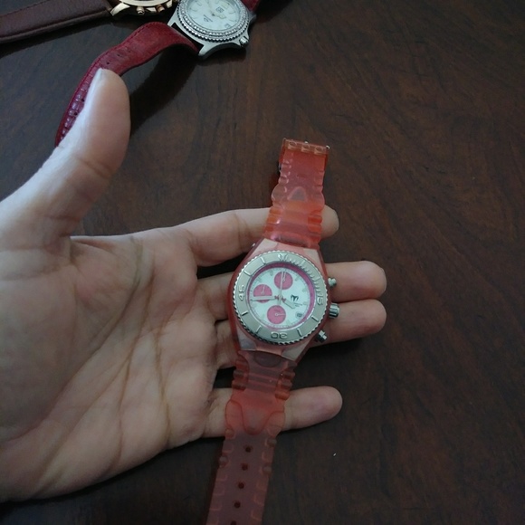 Watch - Picture 7 of 7